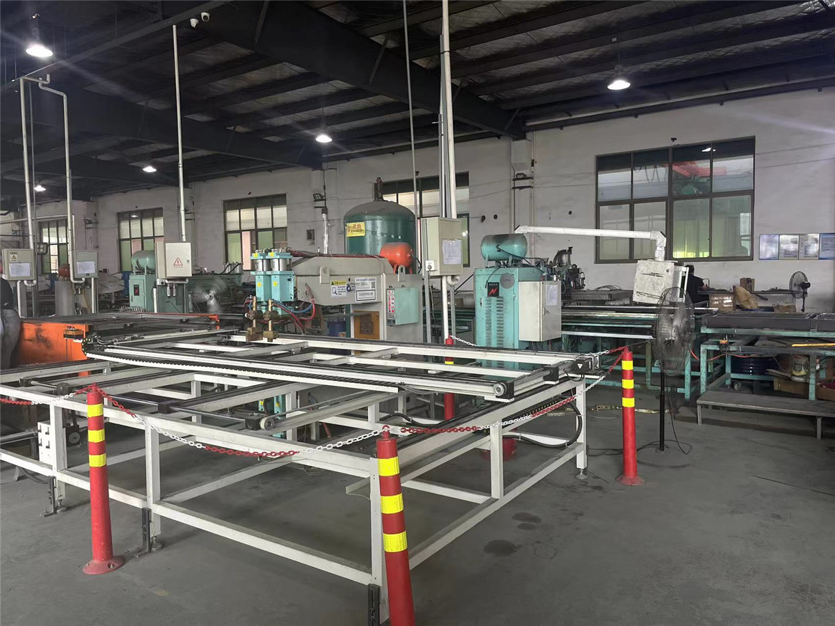 Quality and Quality 8 Equipment 08